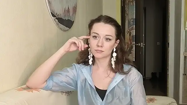 SkyHelen online show from 27, 2, 2026