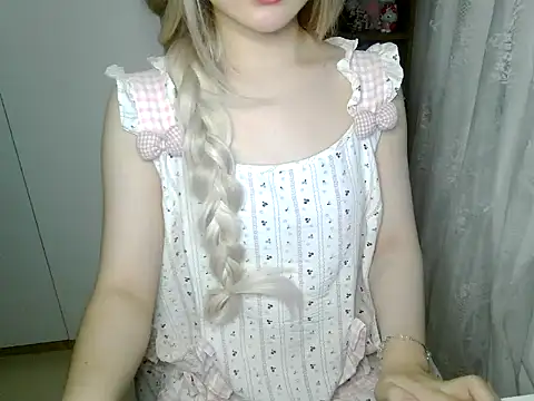 Annabelle-e online show from 5, 8, 2026