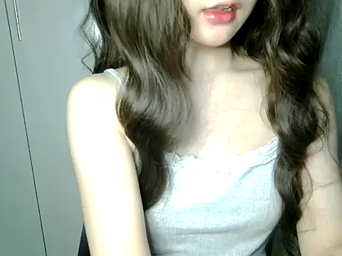 Snapshot of Annabelle-e chatting on 1, 6, 2026 Annabelle-e online show from 1, 6, 2026