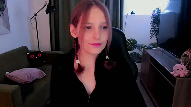 JenniferKiim online show from 15, 10, 2025