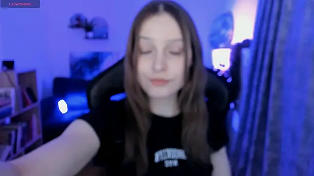 JenniferKiim online show from 7, 3, 2026