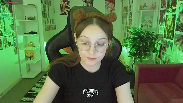 JenniferKiim online show from 11, 2, 2026