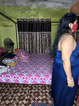 Smile-quien online show from 30, 11, 2025