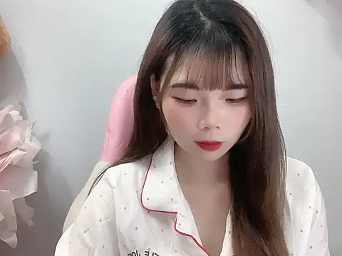 Snapshot of Pony898 chatting on 19, 10, 2025 Pony898 online show from 19, 10, 2025