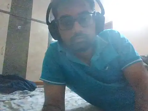 Snapshot of GOJO_1 chatting on 21, 10, 2025 GOJO 1 online show from 21, 10, 2025