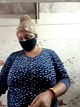 Rakhi sawant143 online show from 5, 12, 2025