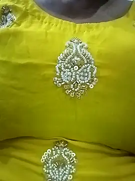 Snapshot of Rakhi_sawant143 chatting on 28, 9, 2025 Rakhi sawant143 online show from 28, 9, 2025