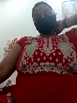 Snapshot of Rakhi_sawant143 chatting on 26, 10, 2025 Rakhi sawant143 online show from 26, 10, 2025