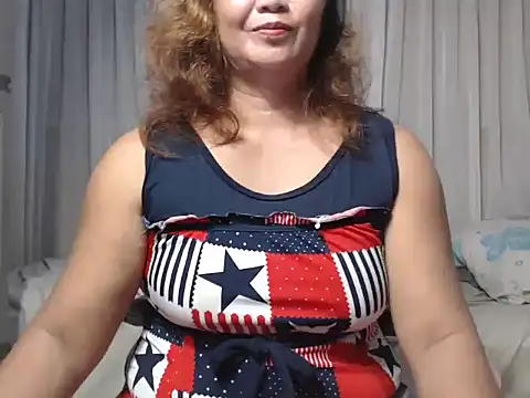 Snapshot of FelisitaG chatting on 26, 10, 2025 FelisitaG online show from 26, 10, 2025