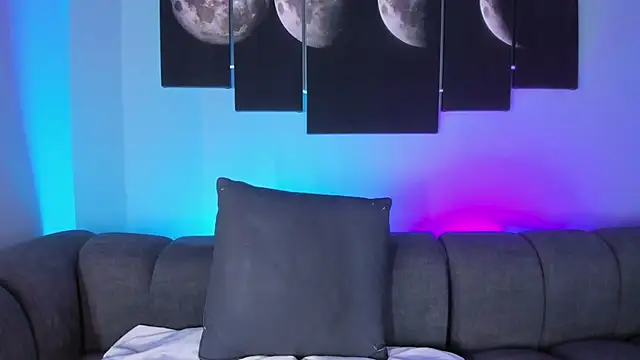olivia soler online show from 26, 9, 2025