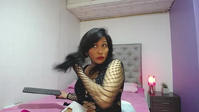Daniahot  online show from 3, 10, 2025