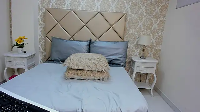 Natashanaughty online show from 11, 2, 2026