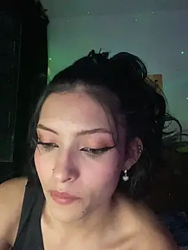 Snapshot of Mia_Clay1 chatting on 17, 5, 2026 Mia Clay1 online show from 17, 5, 2026
