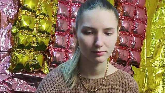  kikiclark   online show from 20, 3, 2026