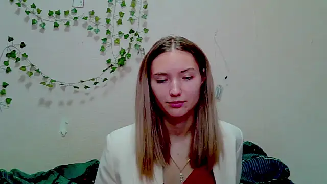  kikiclark   online show from 21, 11, 2025