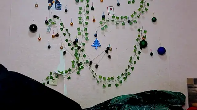  kikiclark   online show from 8, 1, 2026