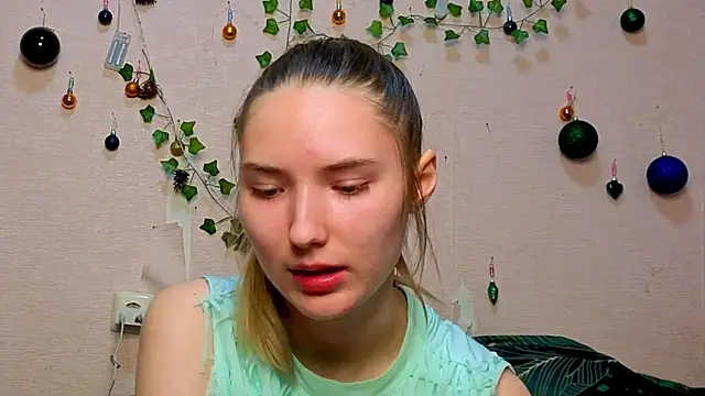  kikiclark   online show from 15, 2, 2026