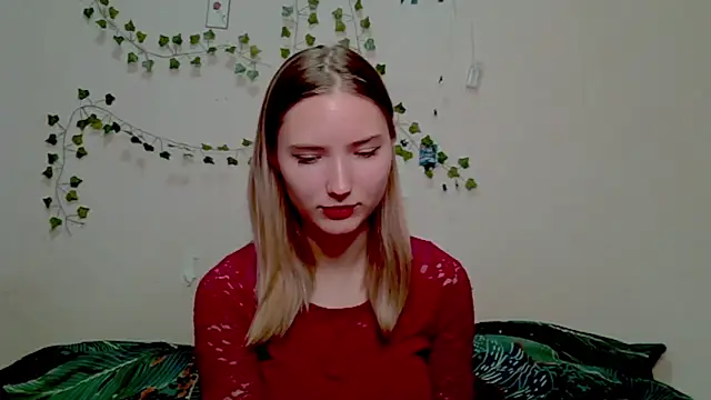  kikiclark   online show from 29, 11, 2025