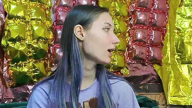  kikiclark   online show from 4, 4, 2026