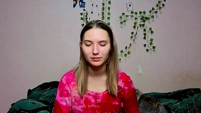  kikiclark   online show from 18, 12, 2025