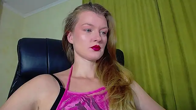 Snapshot of MysticVenus_ chatting on 15, 11, 2025 MysticVenus online show from 15, 11, 2025