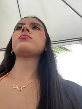 Juanita-Diaz online show from 12, 4, 2026