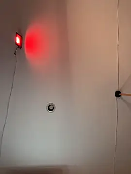 Juanita-Diaz online show from 13, 11, 2025