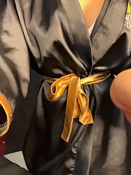 Juanita-Diaz online show from 9, 11, 2025