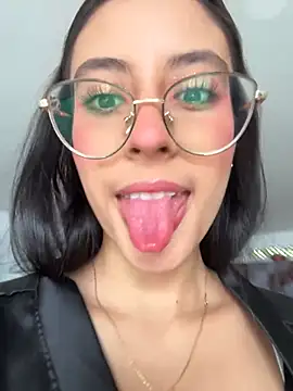 Juanita-Diaz online show from 30, 11, 2025