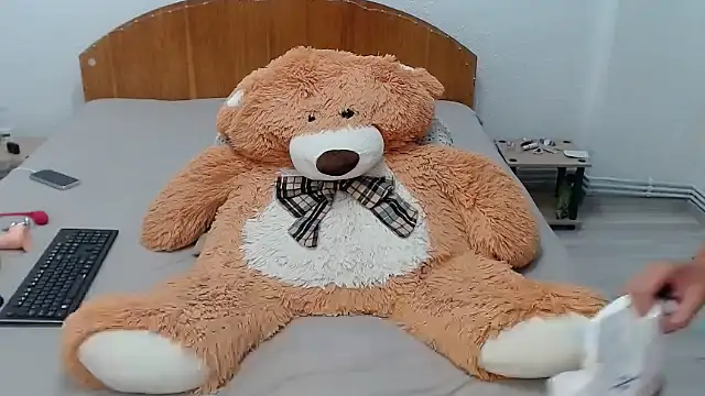 Snapshot of isha_rosee chatting on 10, 7, 2026 isha rosee online show from 10, 7, 2026