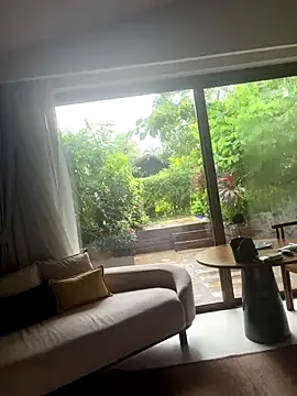 CassyBaby online show from 6, 11, 2025