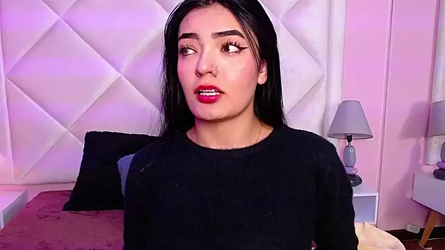 Miaa Smithh   online show from 11, 11, 2025