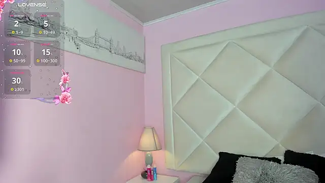 Miaa Smithh   online show from 8, 4, 2026