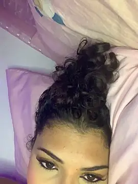 luluzinhax online show from 24, 2, 2026