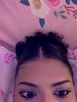 luluzinhax online show from 12, 1, 2026