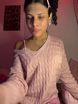 Snapshot of luluzinhax chatting on 28, 5, 2026 luluzinhax online show from 28, 5, 2026
