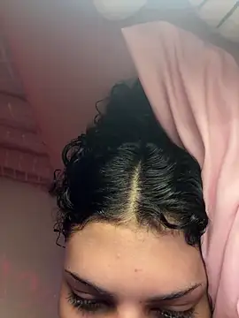 Snapshot of luluzinhax chatting on 26, 5, 2026 luluzinhax online show from 26, 5, 2026