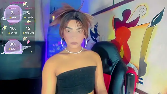 Cristal Villael online show from 2, 12, 2025