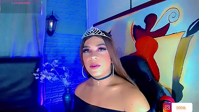 Cristal Villael online show from 12, 10, 2025