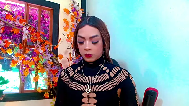 Cristal Villael online show from 25, 10, 2025