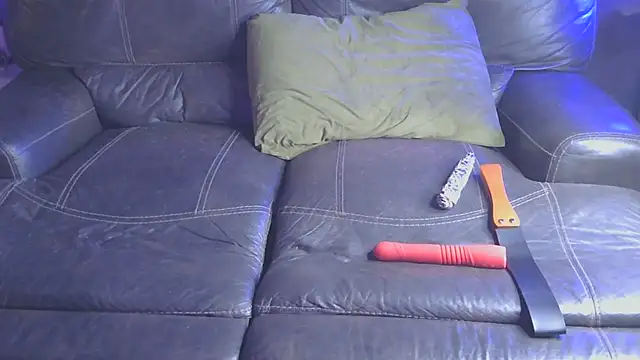 mmmminaDarling online show from 17, 12, 2025