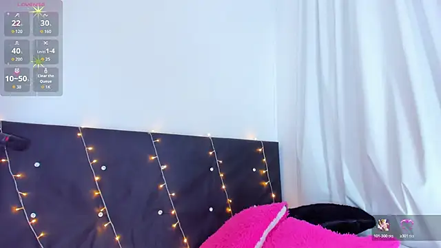 Danaa moore  online show from 4, 11, 2025