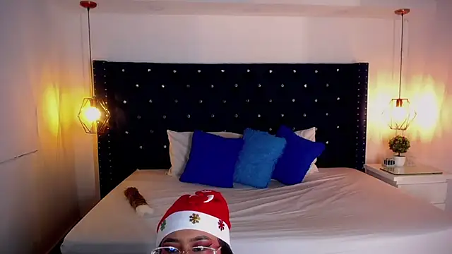 miss aris online show from 18, 12, 2025