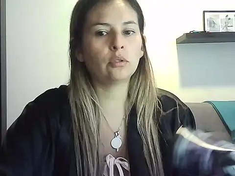 Snapshot of Valery__Rouse_ chatting on 17, 5, 2026 Valery Rouse online show from 17, 5, 2026