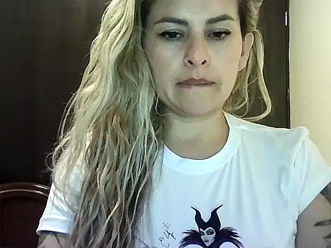 Valery  Rouse  online show from 28, 11, 2025