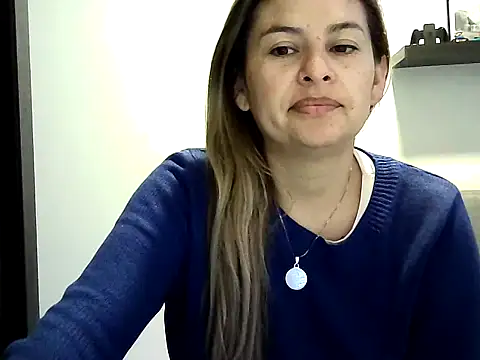 Snapshot of Valery__Rouse_ chatting on 25, 5, 2026 Valery Rouse online show from 25, 5, 2026