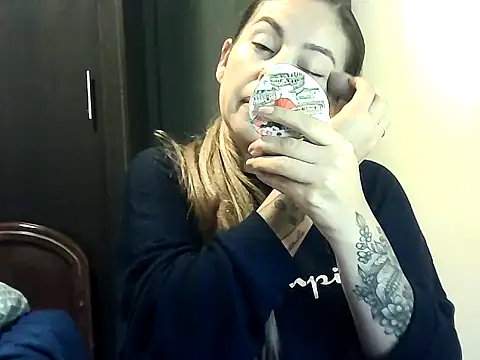 Valery  Rouse  online show from 18, 3, 2026