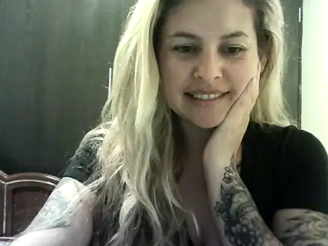 Valery  Rouse  online show from 30, 11, 2025