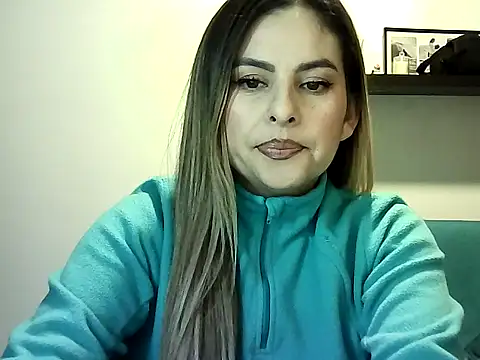 Valery  Rouse  online show from 18, 7, 2026