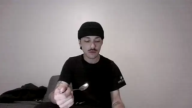 Snapshot of Jbenz420 chatting on 29, 5, 2026 Jbenz420 online show from 29, 5, 2026